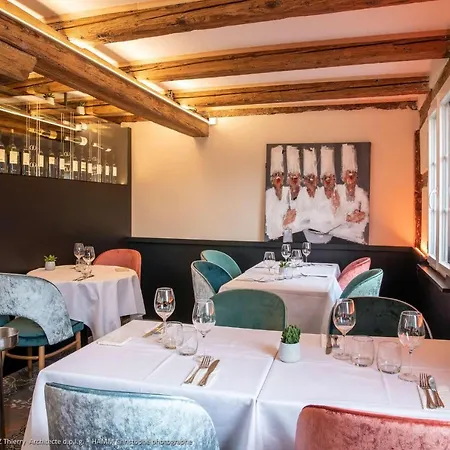 Restaurant Au Cygne 호텔 3*