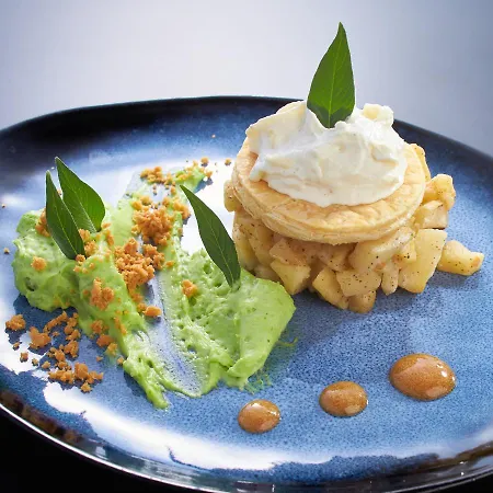 ホテル Restaurant Au Cygne 3*