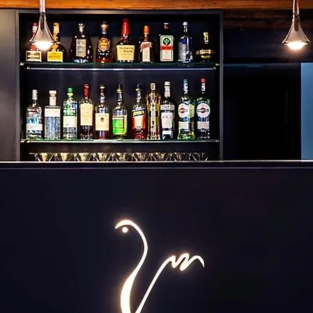 Restaurant Au Cygne Hotell 3*