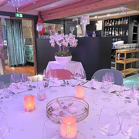 Hotell Restaurant Au Cygne 3*