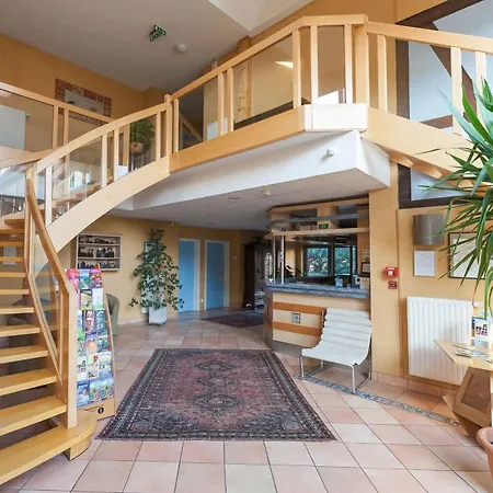 호텔 Restaurant Au Cygne